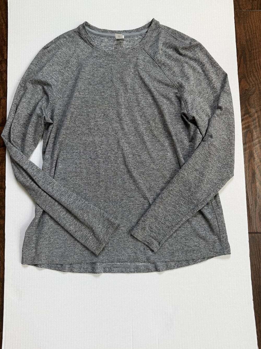 Lululemon Women's Gray Heathered Long Sleeve